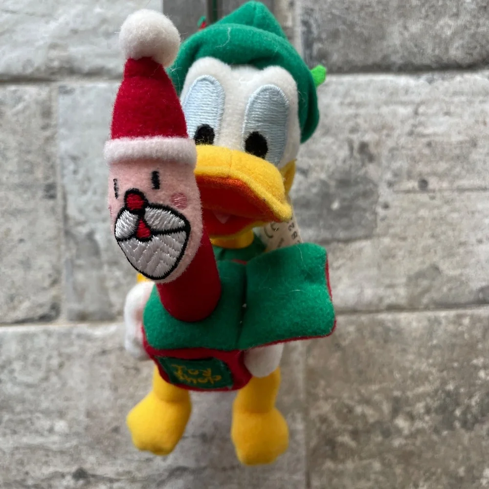 ❤️ DISNEY STORE DONALD DUCK TOY SHOP STUFFED ORNAMENT